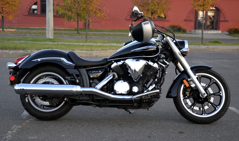 Yamaha Midnight Star 950