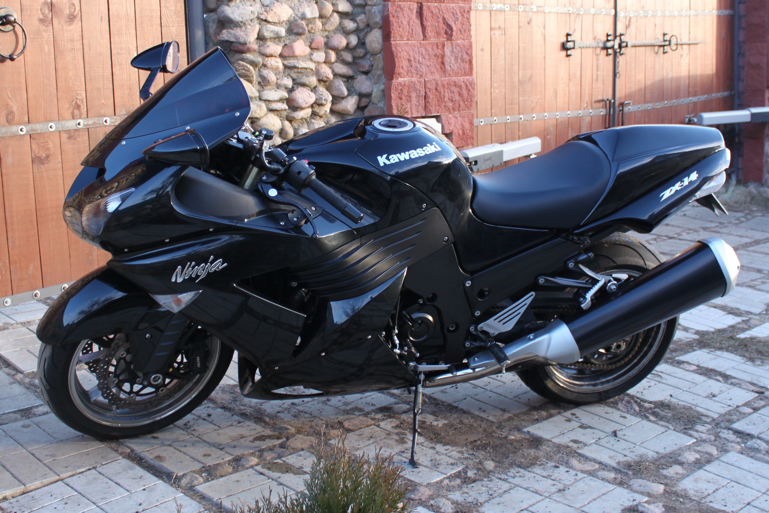 Suzuki zx14