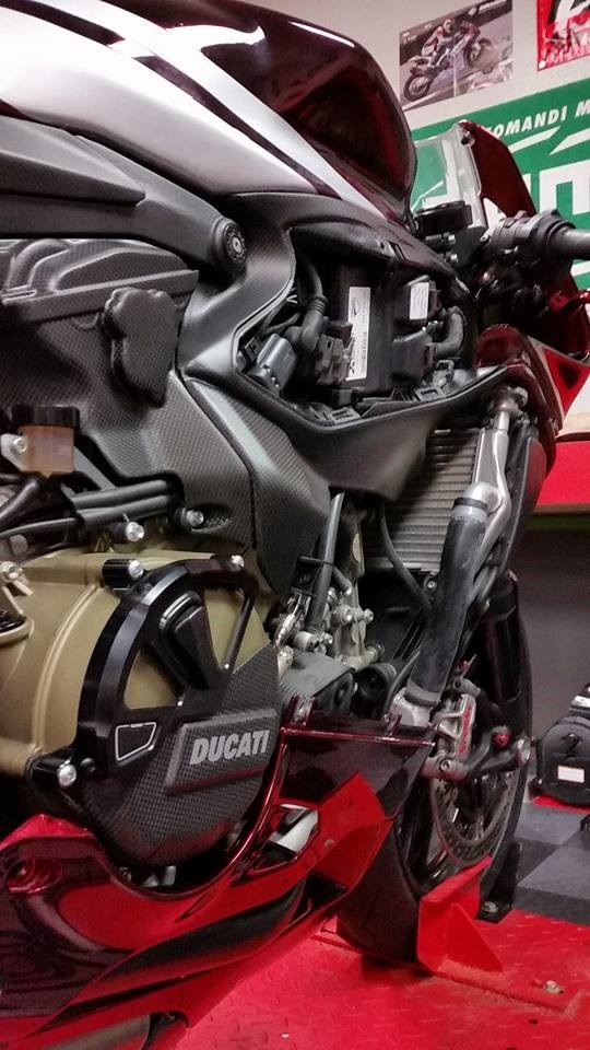 Спортбайк Ducati 1199