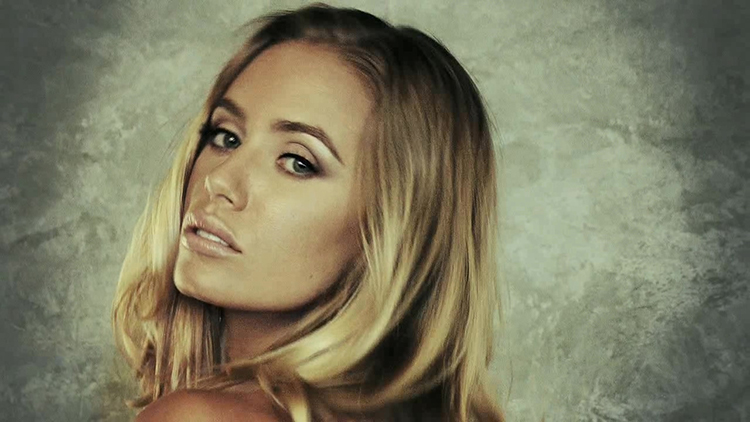 Nicole Aniston