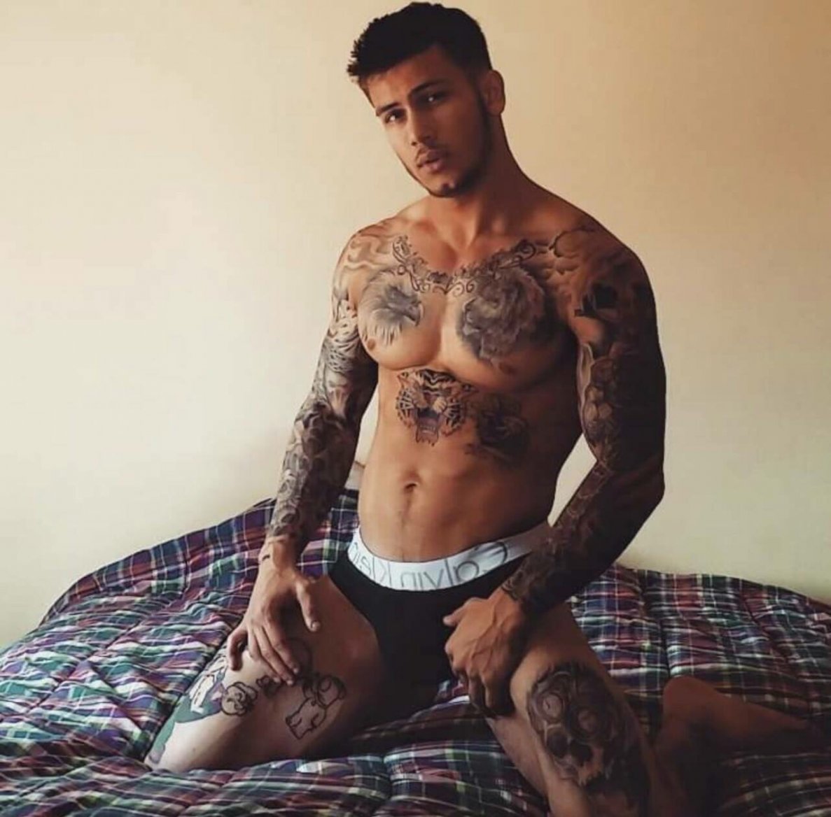 Michael Hoffman. Flex, Tease, Jerk and Cum 2