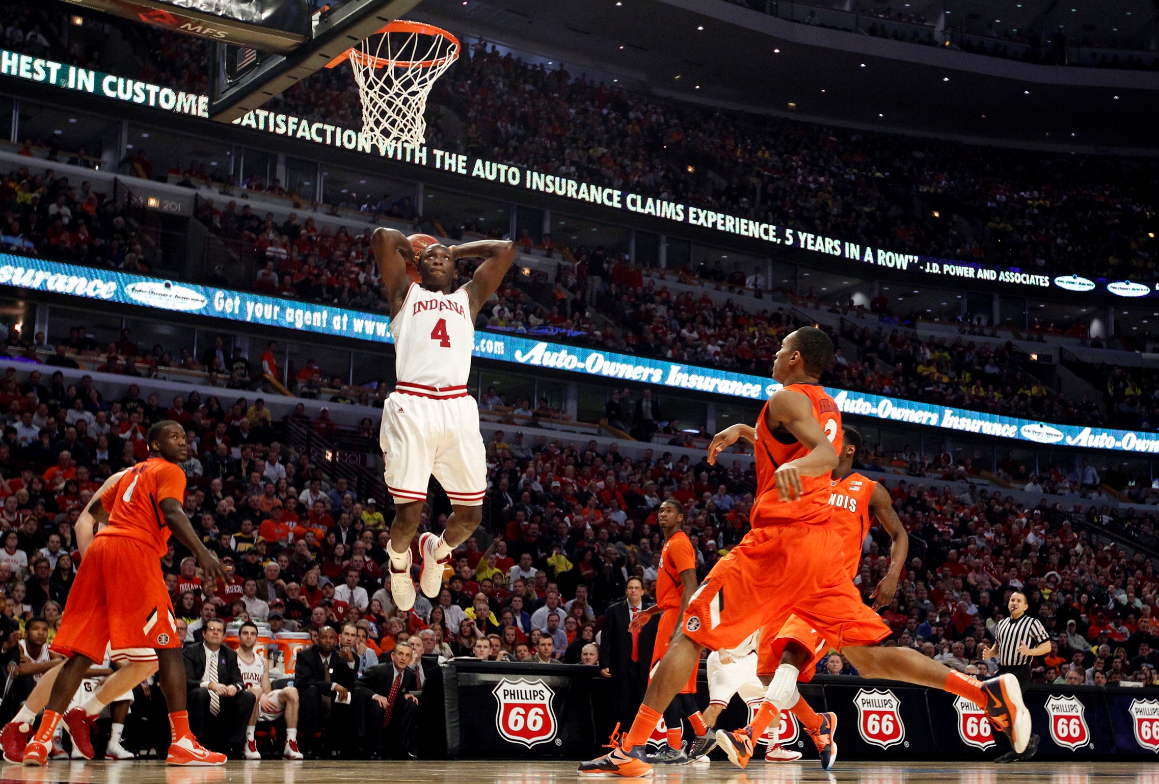 Баскетбол прямые. NCAA Championship по баскетболу. NCAA Championship значок баскетбол. Arizona State Dunk. Basketball TV.